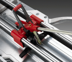 Цельные стальные шлифованные направляющие профессионального плиткореза Rubi TX-700 Цельные стальные шлифованные направляющие профессионального плиткореза Rubi TX-700