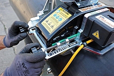 Использование автоматического электрического трубореза для резки пластиковых труб Ritmo Topgear 630 Использование автоматического электрического трубореза для резки пластиковых труб Ritmo Topgear 630