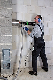 Использование дрели для сухого алмазного бурения Eibenstock EHD 1801 Использование дрели для сухого алмазного бурения Eibenstock EHD 1801