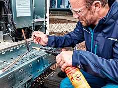 Использование газовой горелки на баллончик с пьезоподжигом для пайки Rothenberger Rofire Global