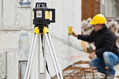 Использование лазерного ротационного нивелира Leica Rugby 820 / Rugby 830 Использование лазерного ротационного нивелира Leica Rugby 820 / Rugby 830