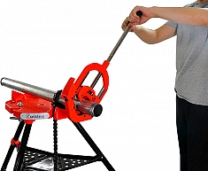 Использование ручных труборезов с хомутной защелкой Hongli H2S Использование ручных труборезов с хомутной защелкой Hongli H2S