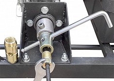 Крепление штанги штанговой бензиновой прочистной машины для канализации Crocodile Mamont 2.0 Крепление штанги штанговой бензиновой прочистной машины для канализации Crocodile Mamont 2.0