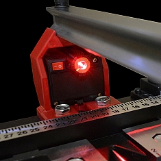 Лазерный указатель плиткорезов ручных профессиональных Diam ProLine-1000L Лазерный указатель плиткорезов ручных профессиональных Diam ProLine-1000L