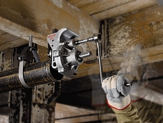 Накатка желобков комбинированным желобонакатчиком Ridgid 975 с трещоткой Накатка желобков комбинированным желобонакатчиком Ridgid 975 с трещоткой