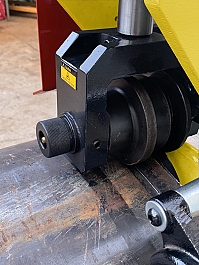 Накатка желобков на трубах желобонакатчиком GruvMaster RG-4X