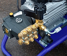 Насос гидродинамической машины высокого давления Посейдон E2-110-12-Gun Насос гидродинамической машины высокого давления Посейдон E2-110-12-Gun