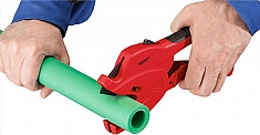 Применение ножниц для пластиковых и металлопластиковых труб Roller Picco P 42 S Применение ножниц для пластиковых и металлопластиковых труб Roller Picco P 42 S