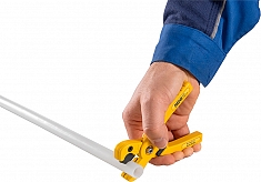 Применение ножниц для резки пластиковых труб Rems Ros P Flex 14