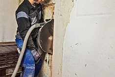 Применение ручной электрической алмазной дисковой стенорезной машины Eibenstock ETR 400.1 P