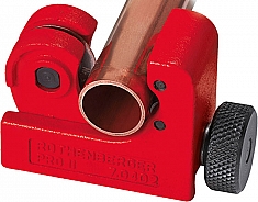 Применение трубореза ручного для медных труб Rothenberger Minicut Pro 2 Применение трубореза ручного для медных труб Rothenberger Minicut Pro 2