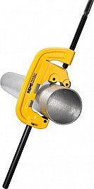 Применение трубореза ручного для стальных труб Rems Ras St 1 1/4"-4" Применение трубореза ручного для стальных труб Rems Ras St 1 1/4"-4"