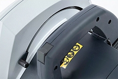 Ручка открывания нижнего ограждения диска трубореза электрического для пластиковых труб Exact PipeCut P1000 Ручка открывания нижнего ограждения диска трубореза электрического для пластиковых труб Exact PipeCut P1000