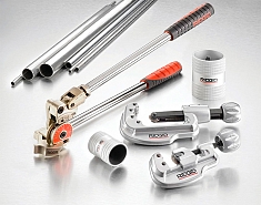 Трубогиб ручной рычажный Ridgid 610M с сопутствующими инструментами